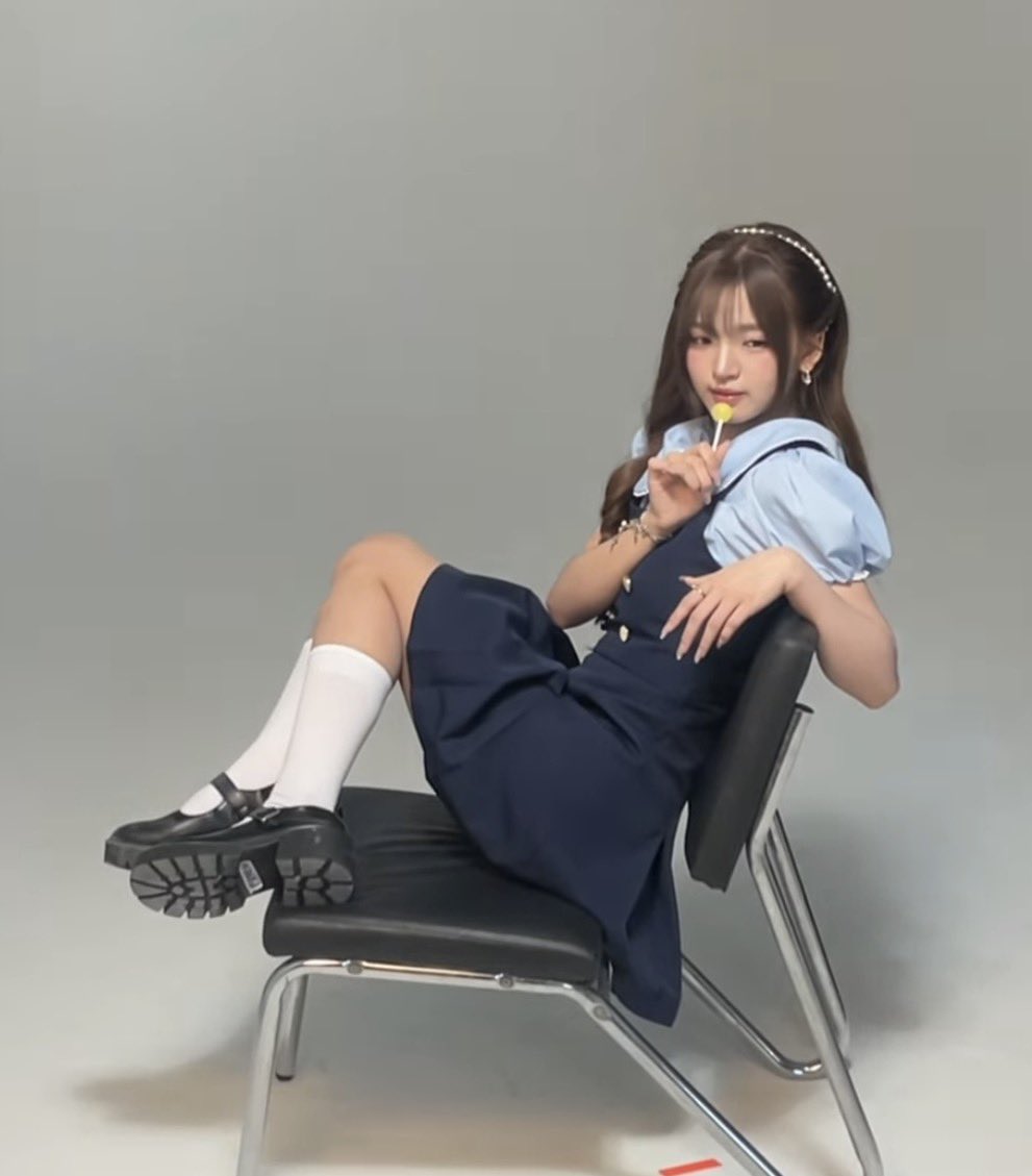 aerda's tweet image. Hmm 🥺 [ duduk ]