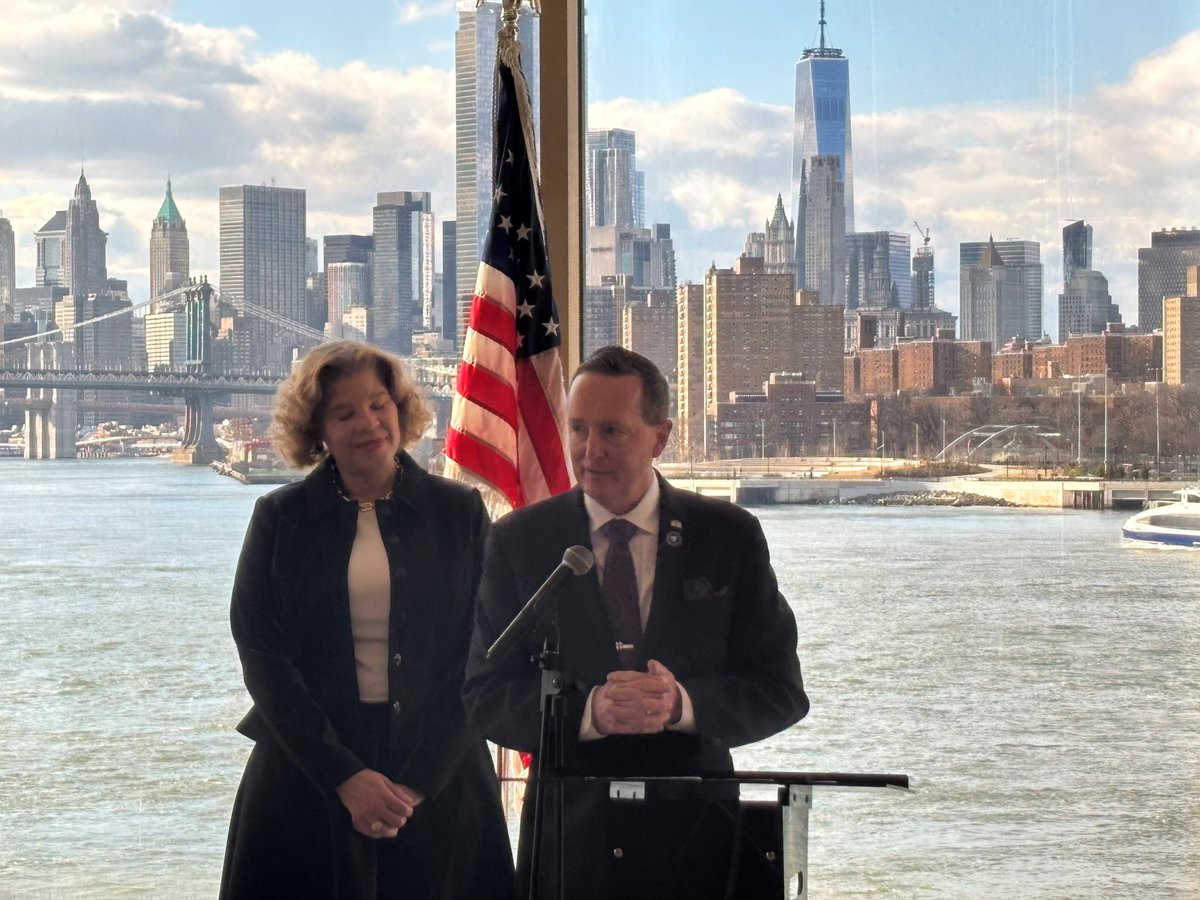 Had a great time supporting the  <a href="/SDDSofNY/">Second District Dental Society</a> Annual Awards &amp; Installation Luncheon! 🦷

Wonderful to connect with Dr. Amarilis Jacobo, Dr. Paul Leary &amp; the newly installed officers of the Second District. Congrats to all! 👏

#MLMIC
#NYDentist
#SDDS
#NYSDA