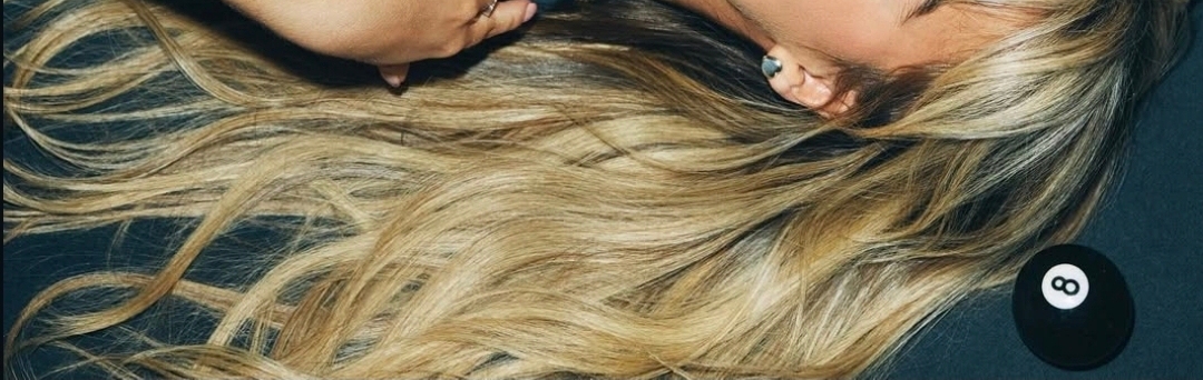 brinajpg's tweet image. tap the post to see sabrina carpenter vertically!