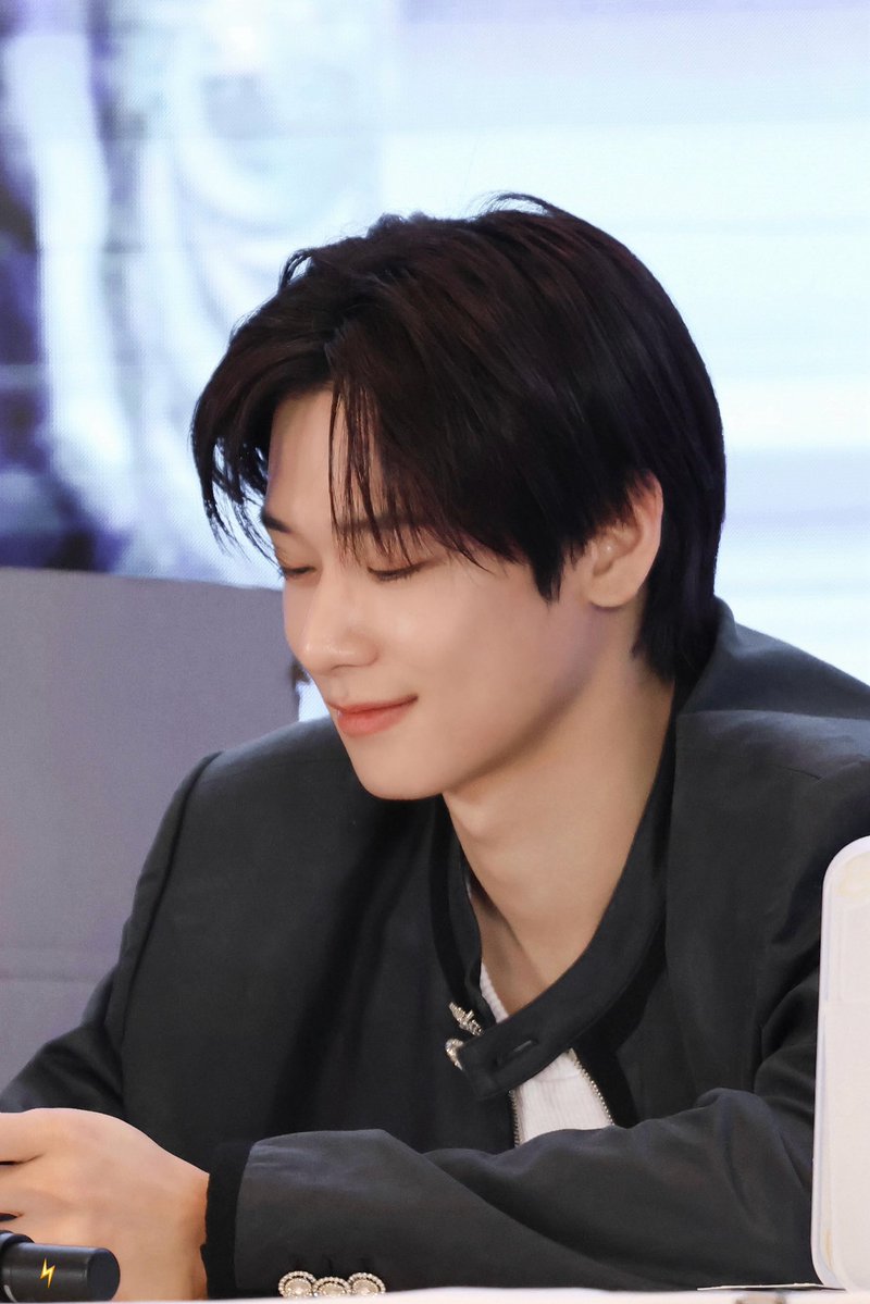 주연 😼
#영원한_주연_생일축하해
#HBDmymainJuyeon