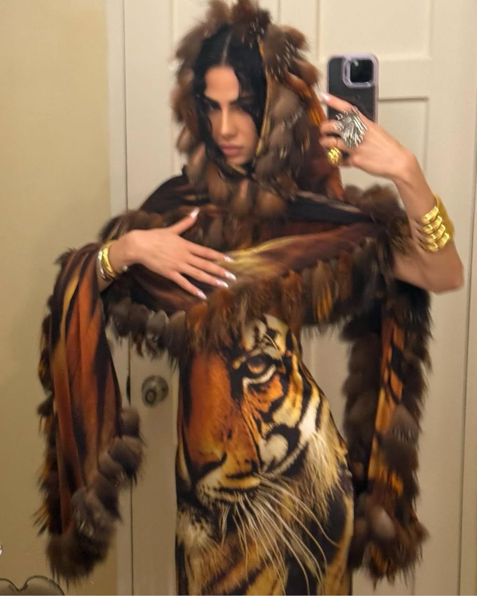 pinkglitterie's tweet image. 🐅