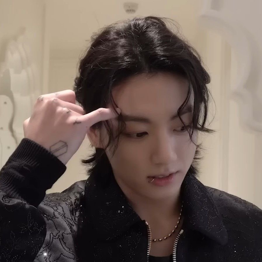 btspop613's tweet image. fifakook, you were brighter than the sun to me