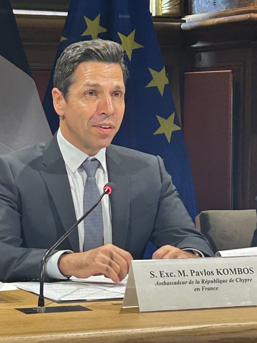 Exceptionnelle audition de son excellence M.Pavlos  Kombos ,ambassadeur de Chypre,devant la commission des affaires européennes.La Présidence chypriote de l’UE promet de belles perspectives .