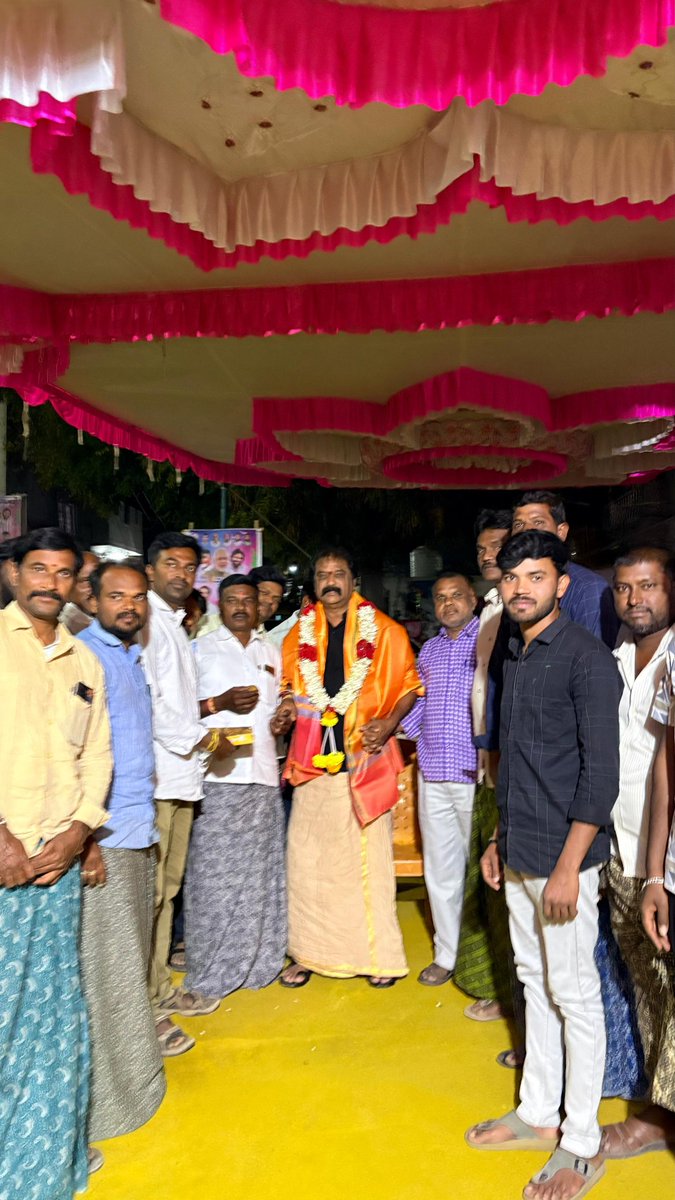 mallikarjunabgm's tweet image. (1/3)
🛣️ బంటనహళ్–గుంతకల్ బీటీ రోడ్డు శుభవార్త

బంటనహళ్–గుంతకల్ బీటీ రోడ్డు నిర్మాణంపై బంటనహళ్ గ్రామ యువత ఇవాళ ఎమ్మెల్యే శ్రీ గుమ్మనూరు జయరాం గారిని మరోసారి కలిశారు.

#Developmentinprogress 
#Bantanahal(Bantanapdu)-గుంతకల్లు -BT road