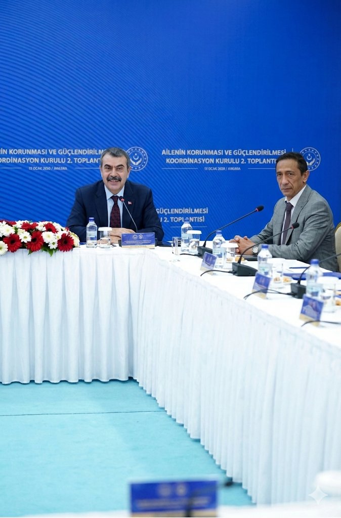 Eylül 2023 ataması öğretmenler olarak, eğitime ve aile kurumuna verdiği hassasiyetle her zaman takdir ettiğimiz Sayın Bakanımız <a href="/Yusuf__Tekin/">Yusuf Tekin</a>’in, aile birliği konusundaki bu haklı talebimize kayıtsız kalmayacağına gönülden inanıyoruz.
Eğitim Gücü Sen Genel Başkanı Sn. <a href="/oguzozat/">Oğuz ÖZAT</a>