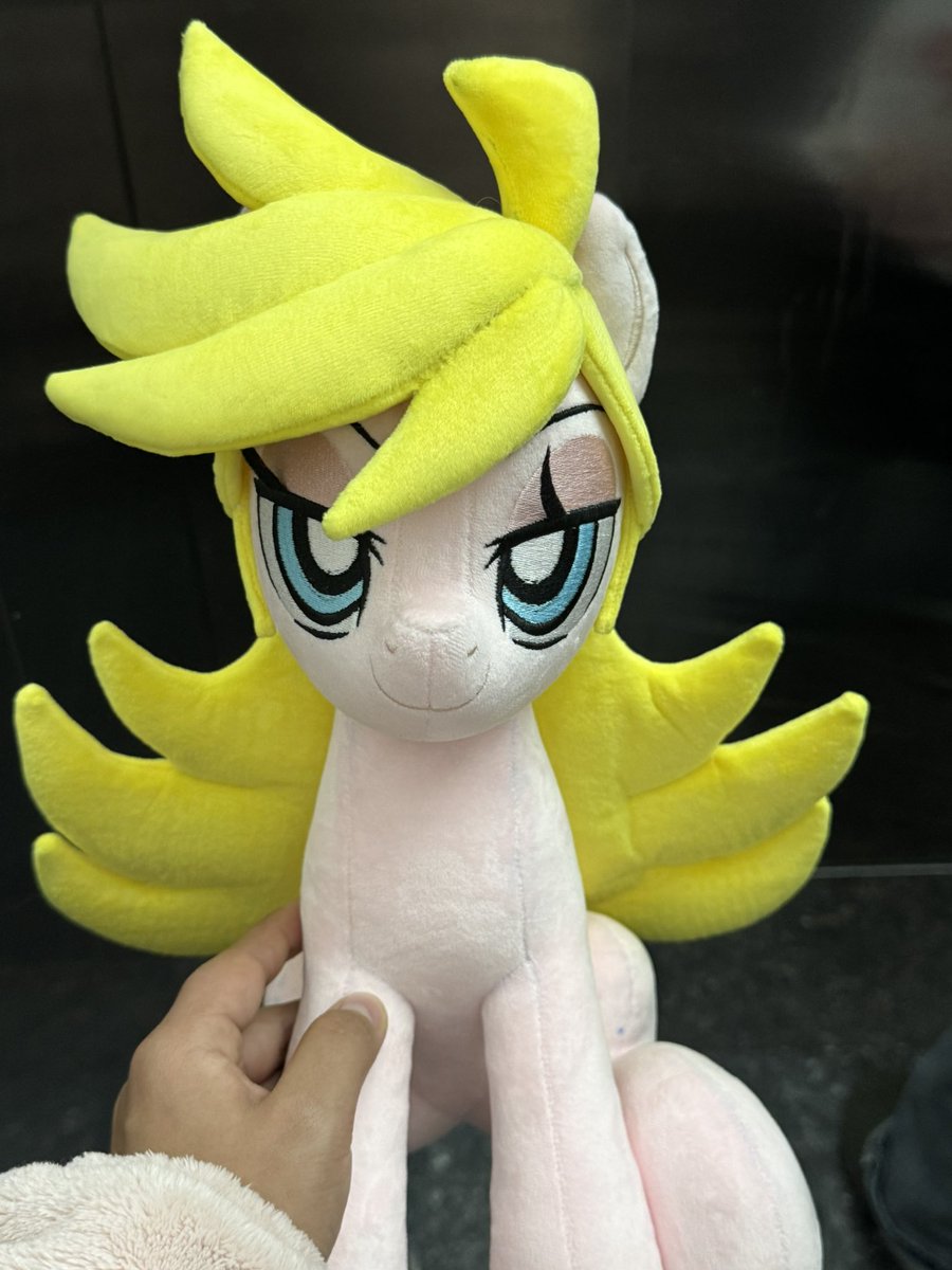 WoodyB67221's tweet image. panty pony
#MLP