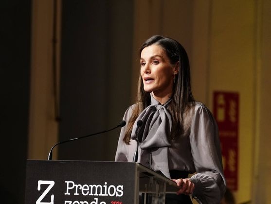 Ayer la reina Letizia citó a Rafael Cansinos Assens:zurl.co/mSWTA

Mencionó además un artículo de M. J. Solano en se critica al Ayto de Sevilla por la expulsión la Fundación de la ciudad.

El pasado domingo A. Espada también lanzó un aviso a las instituciones andaluzas