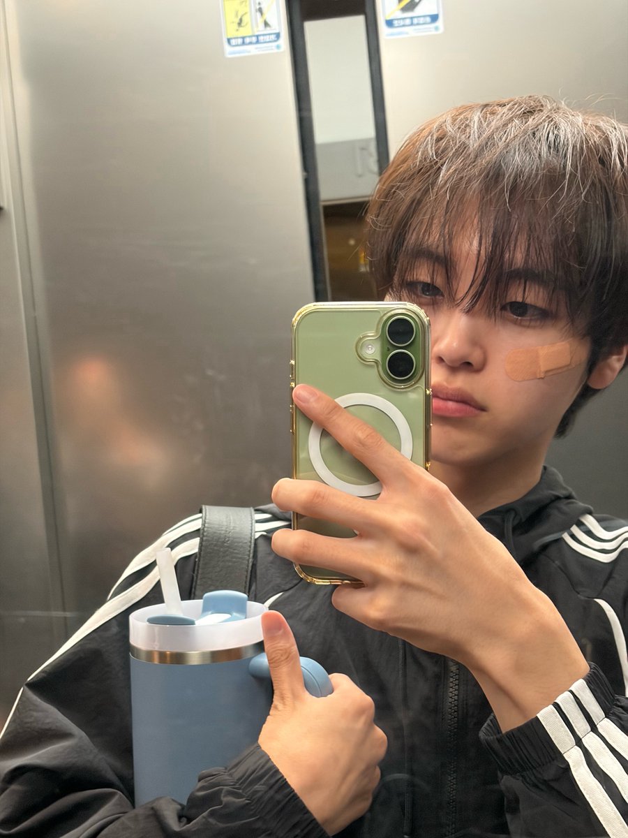 cravitybbl's tweet image. 260115 #형준버블 00:28 KST