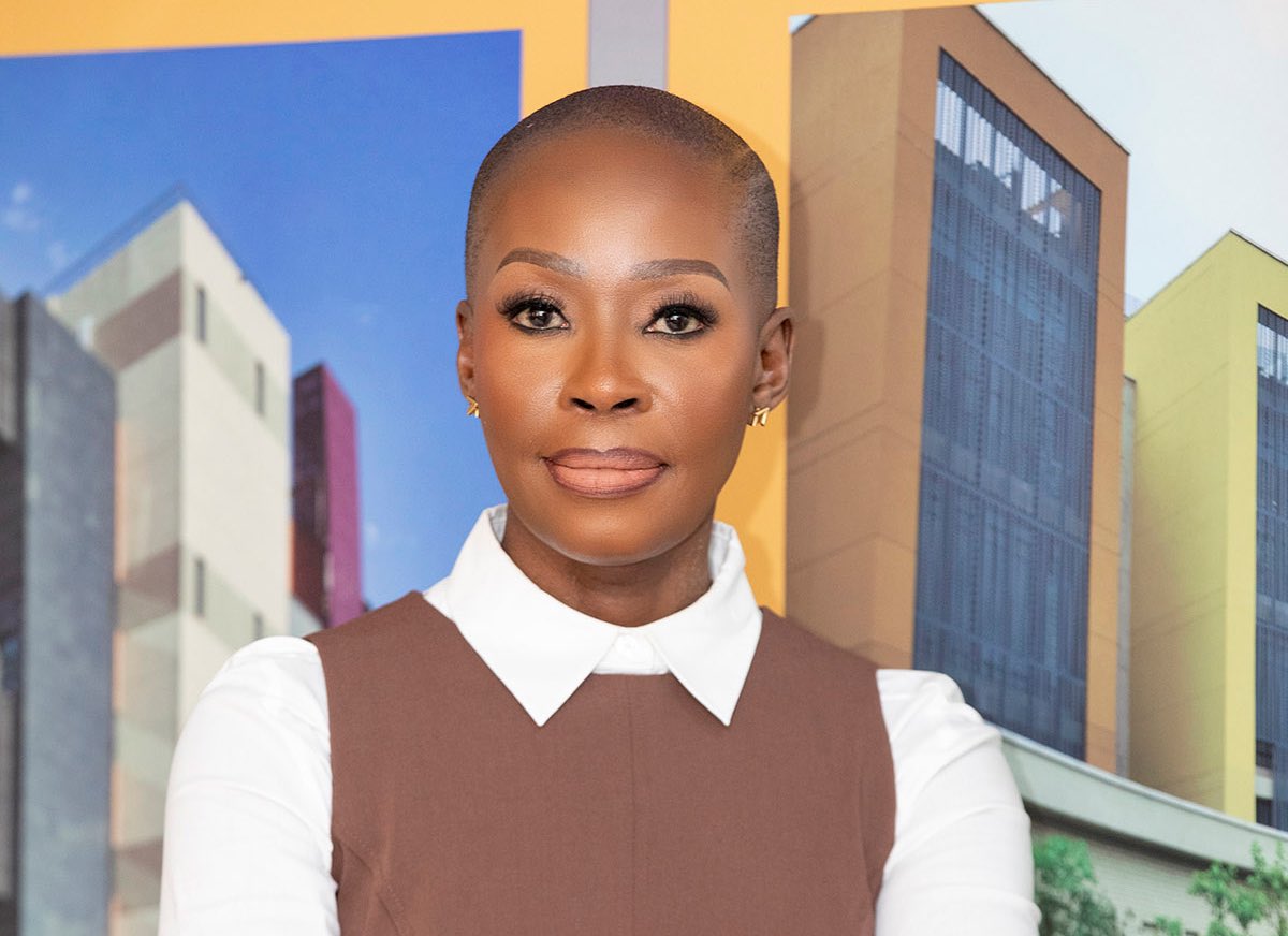 This is Tebogo Malaka she is the IDT CEO, She received 836 million for a Oxygen Plant Tender which was never delivered 

Let's make her Trend