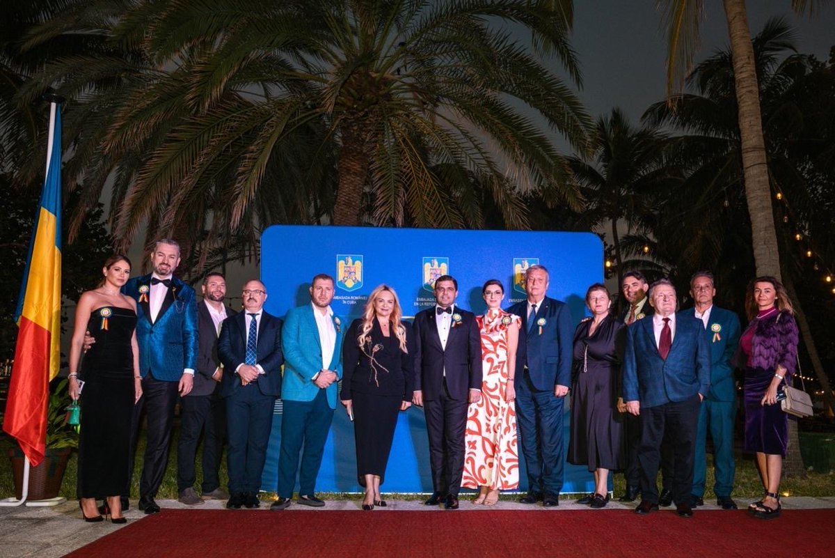 Crowd Favorite tweet media