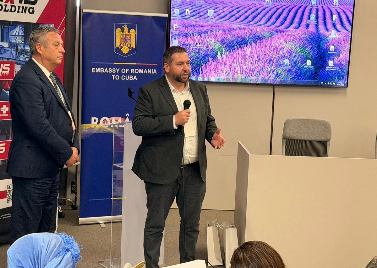 Crowd Favorite tweet media