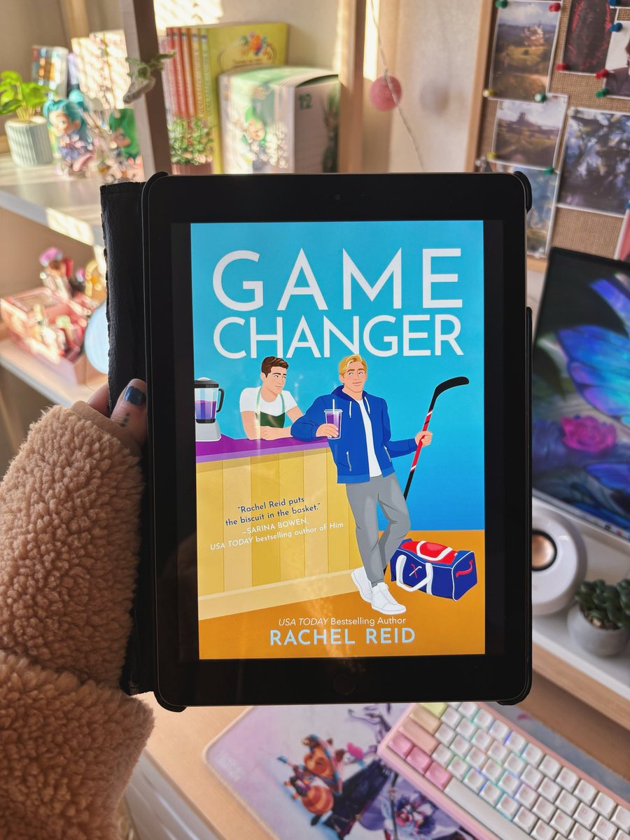 LibraryOfRae's tweet image. January so far 😊