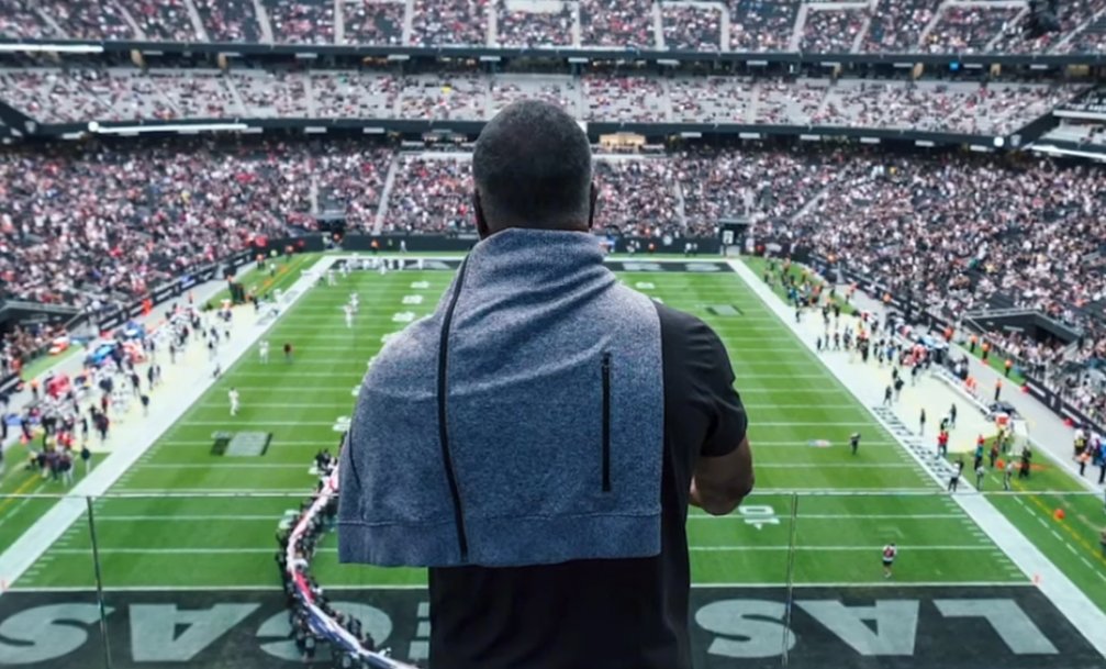 NFLMAVERICK's tweet image. 🎂🕯️🌹🙏🏼
A birthday memoriam for Raiders LB Carl Weathers January 14, 1948  – February 1, 2024.  

Also former highlight film narrator for the Raiders.