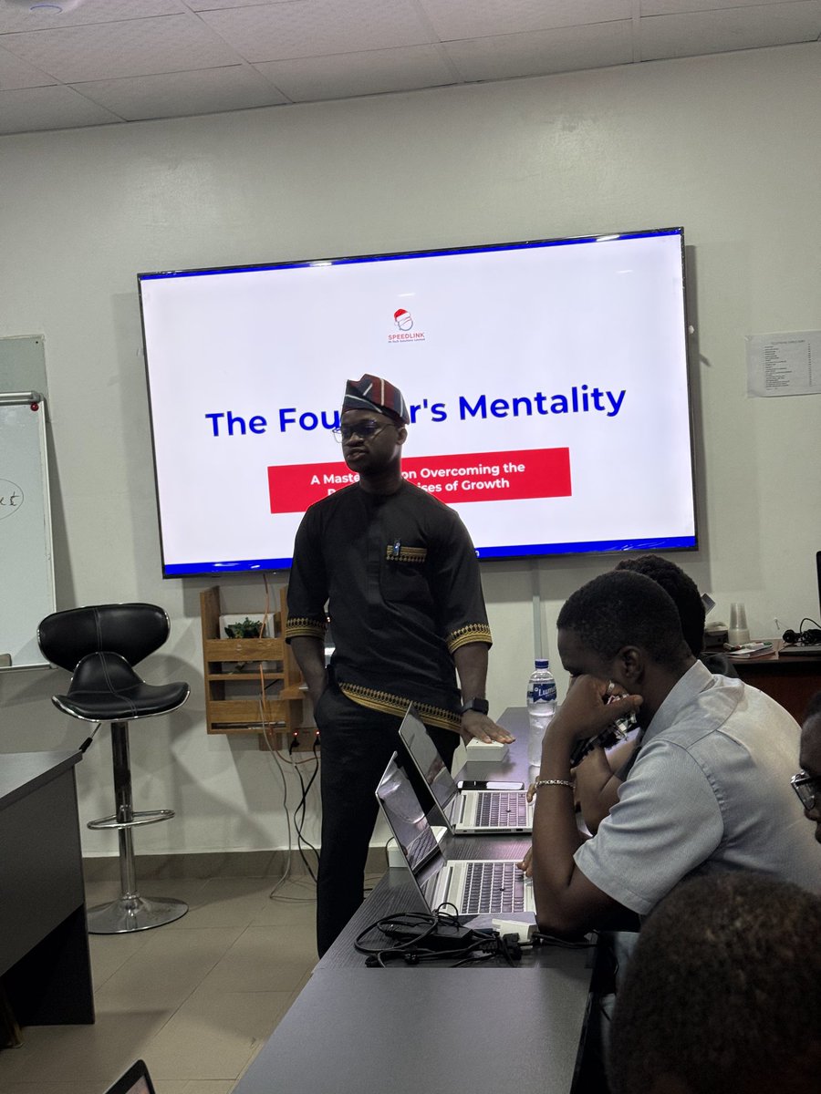 Founder’s Mentality
Today’s session reinforced our values, growth mindset, and leadership as we scale.
Dr. Bethrand Odume (KNCV TB) affirmed our direction: “IT innovations are the future.”
Growth without losing identity.
#Speedlink #Growth #Culture