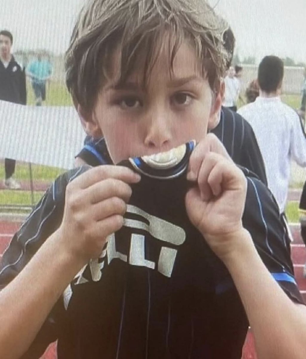 L'<a href="/Inter/">Inter ⭐⭐</a> agli interisti.
#PioEsposito #Inter