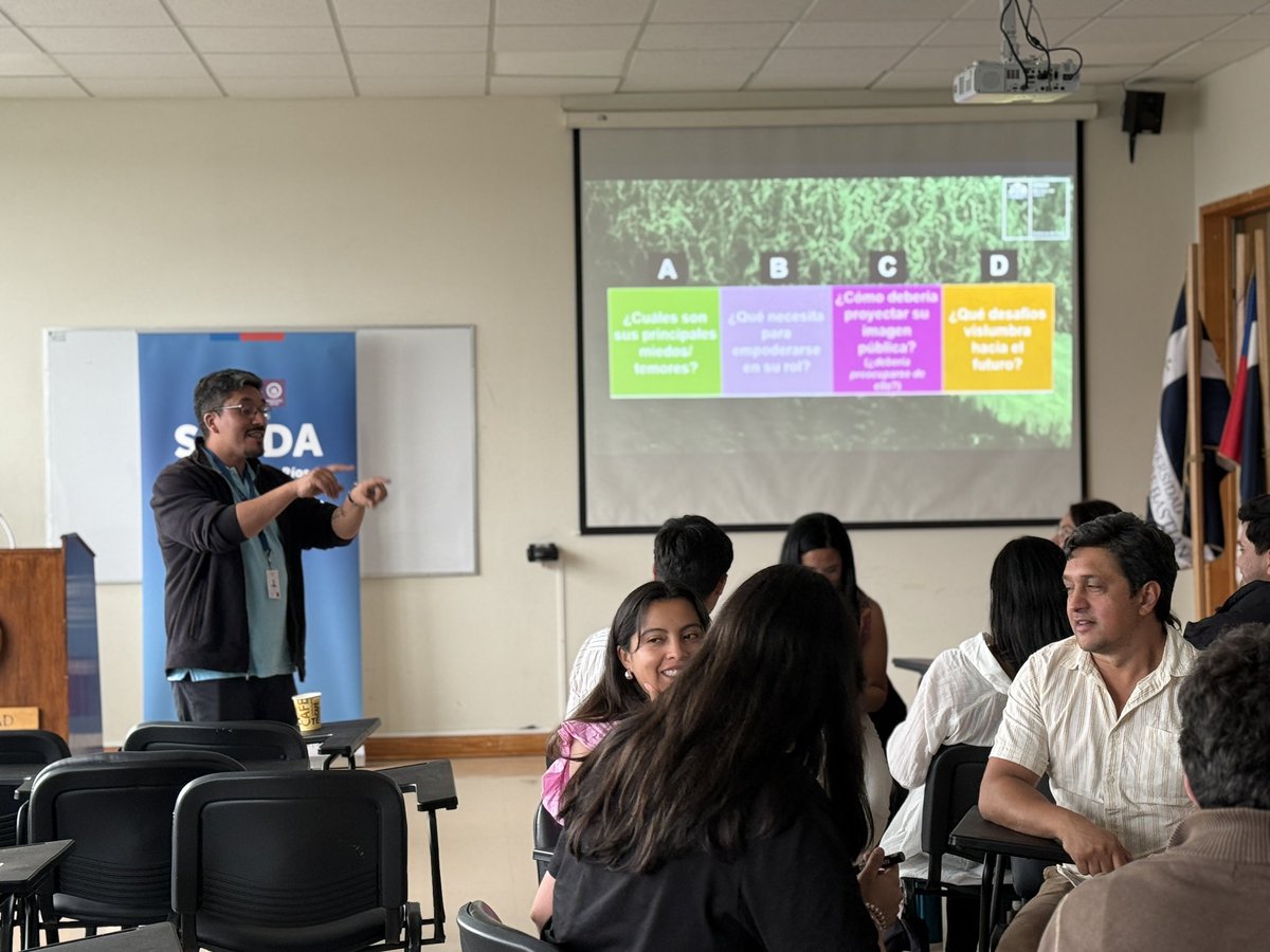 SENDALOSRIOS's tweet image. 📌 En el Auditorio de la U. San Sebastián se realizó la Jornada de Evaluación Anual de Recuperación 2025 de la Red de Tratamiento e Integración Social de @SENDALOSRIOS 
Se revisaron avances 2025, resultados evaluación técnica y desafíos de calidad, proyectando el trabajo 2026 🤝