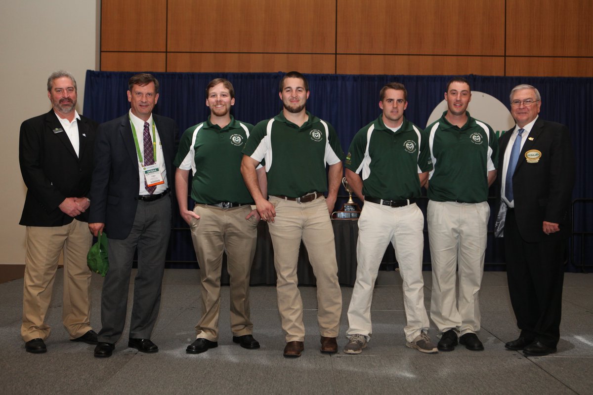 Leann Cooper tweet media