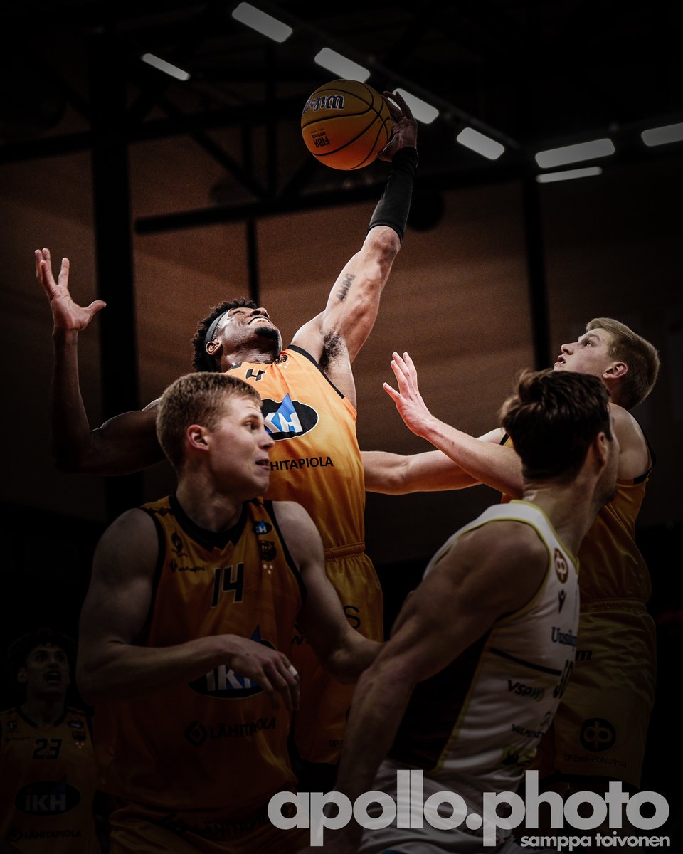 Apollo Photo tweet media