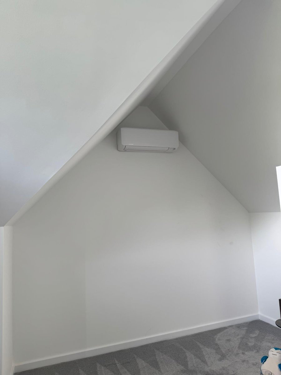 Akairconditioning tweet media