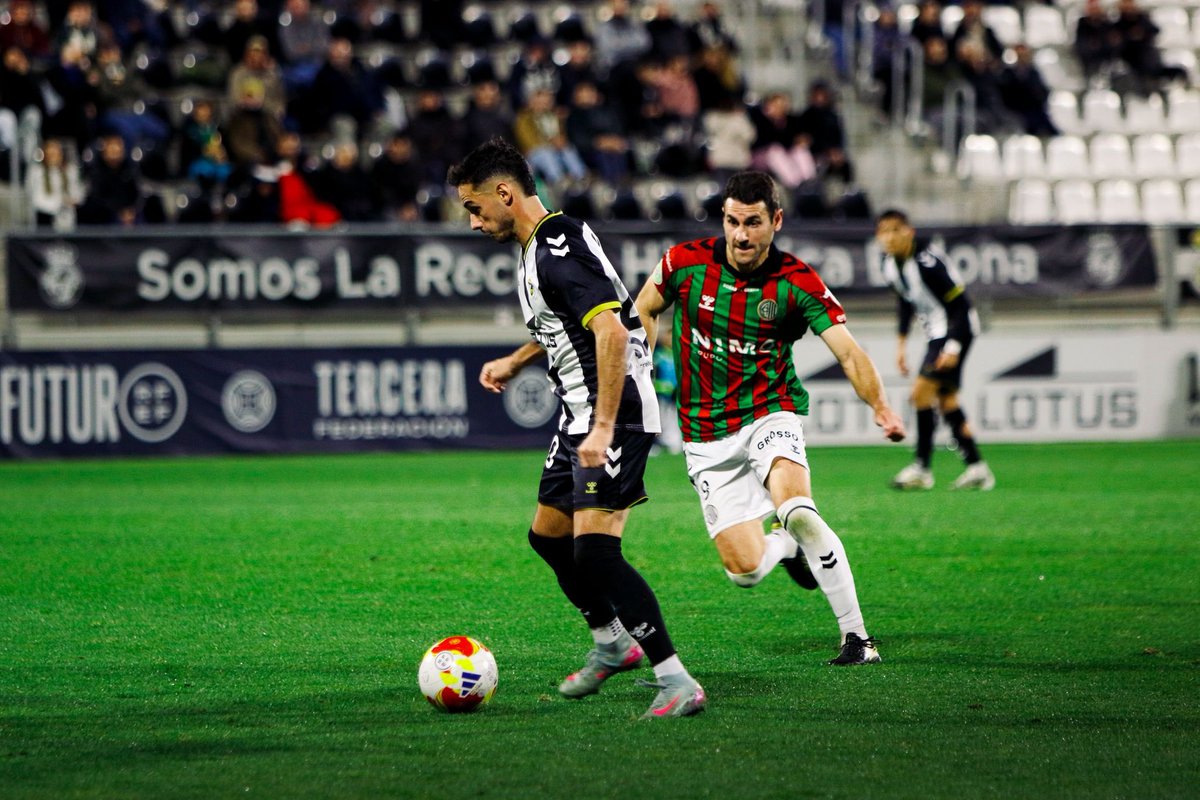 Crónica | Victoria importantísima contra el Atlético Central (1-0)

🔗 Completa: rbl1912.com/cronica-victor…