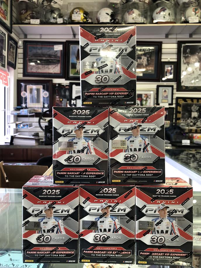 Hollywood Collectibles tweet media