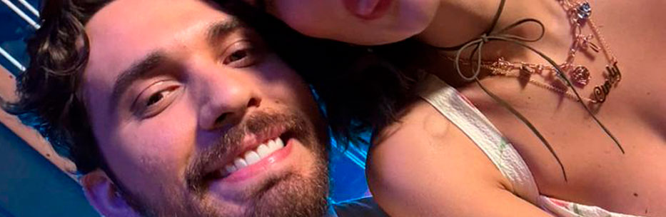 globoplay's tweet image. saudade da Cinderela e do pobre milionário?

abra para uma surpresa