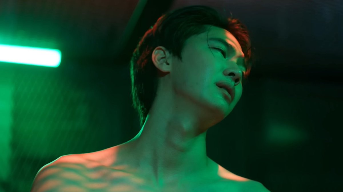 kittynaniez's tweet image. i’m saying this after every single episode at this point, but dew’s bl debut being burnout syndrome was such a great choice. not only the show itself is great, but he’s also doing so great as pheem. this role feels like it was made for him

#BurnoutSyndromeSeriesEP7
#dew_jsu