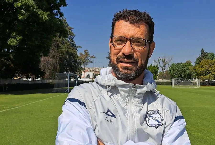 Albert Espigares 📞 DT del Puebla #EnLineaDeportiva

Para mí hay PLANTEL CERRADO y se puede trabajar con la competencia interna

No descartan alguna incorporación de último momento 

Ganar en Puebla fue emotivo y especial por el escenario. Ayer se vio un equipo ordenado
