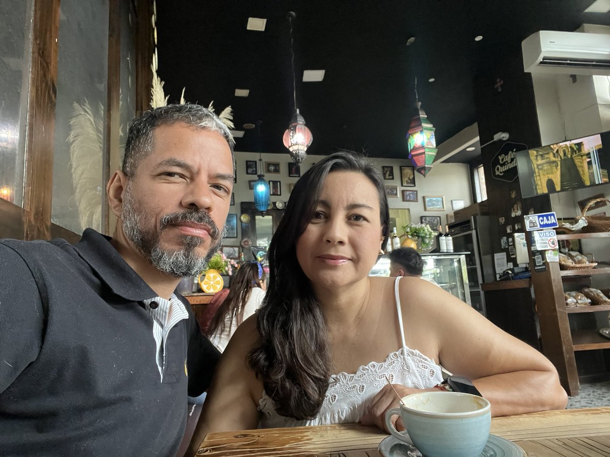 Un andar pausado y continuo nos brinda la tranquilidad de un destino más amplio. Al amor bonito, salud!