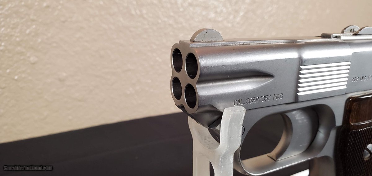 Guns International tweet media