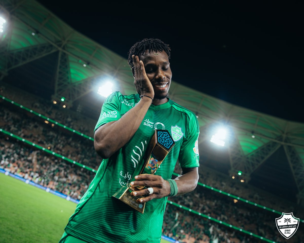 ALAHLI_FC's tweet image. سهرناك .. نومًا هنيئًَا يا الأهلاوي 💚

#الأهلي_التعاون #دوري_روشن_السعودي