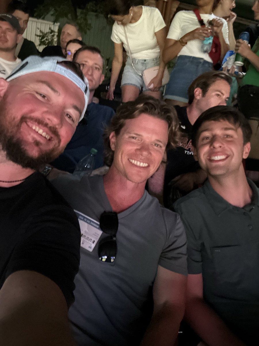 UofCbaseball tweet media