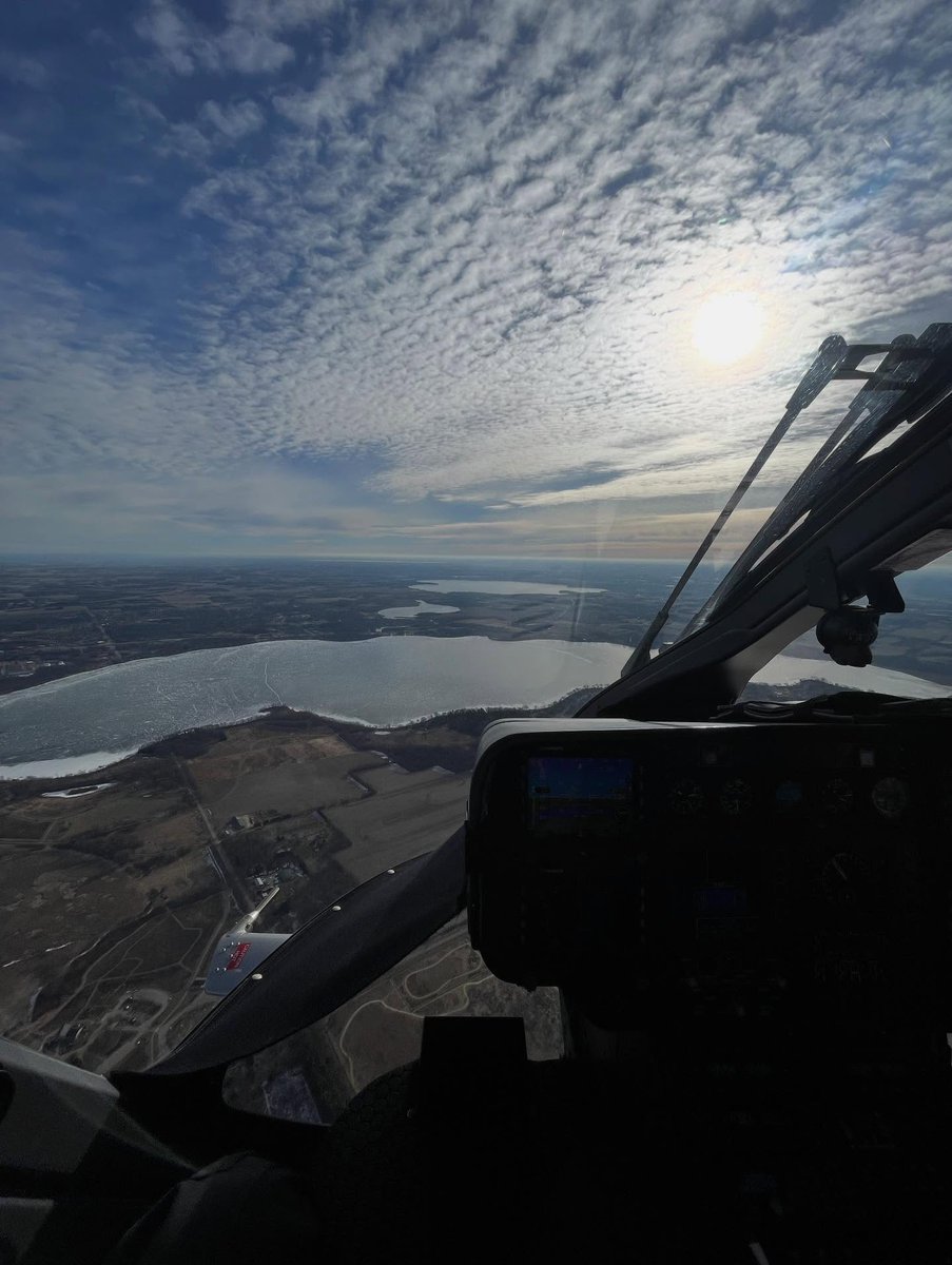 MadtownEM's tweet photo. POV: You're an emergency medicine resident on your first shift with @UWMedFlight. Great day at the office! 🚁 https://t.co/FcgUL9Y3Yv