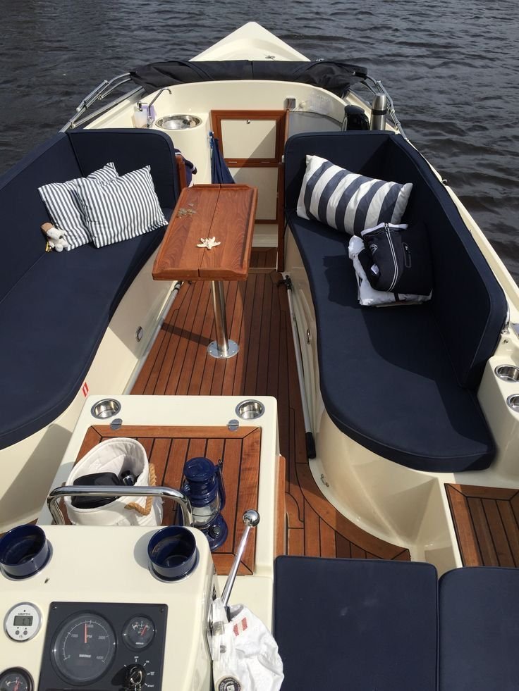 Navy blue will always have special place in my heart