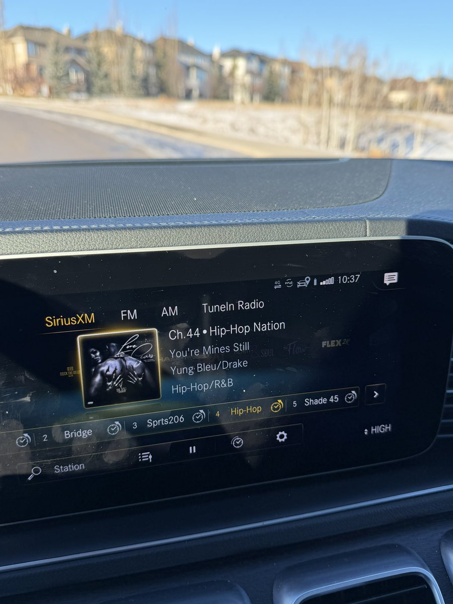 SmileyYYC's tweet image. @GrayRizzy playing one of my favs 🫶🏼

Sunny day in #YYC 
#weoutchea #HipHopNation