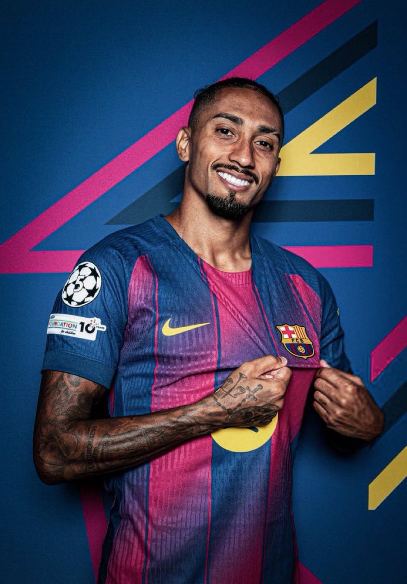 7gIIII's tweet image. وانا في درب الهلاك .. ظهرت لي يا ملاك 
غيرت مجرى حياتي شفت السعادة معاك❤️❤️💙