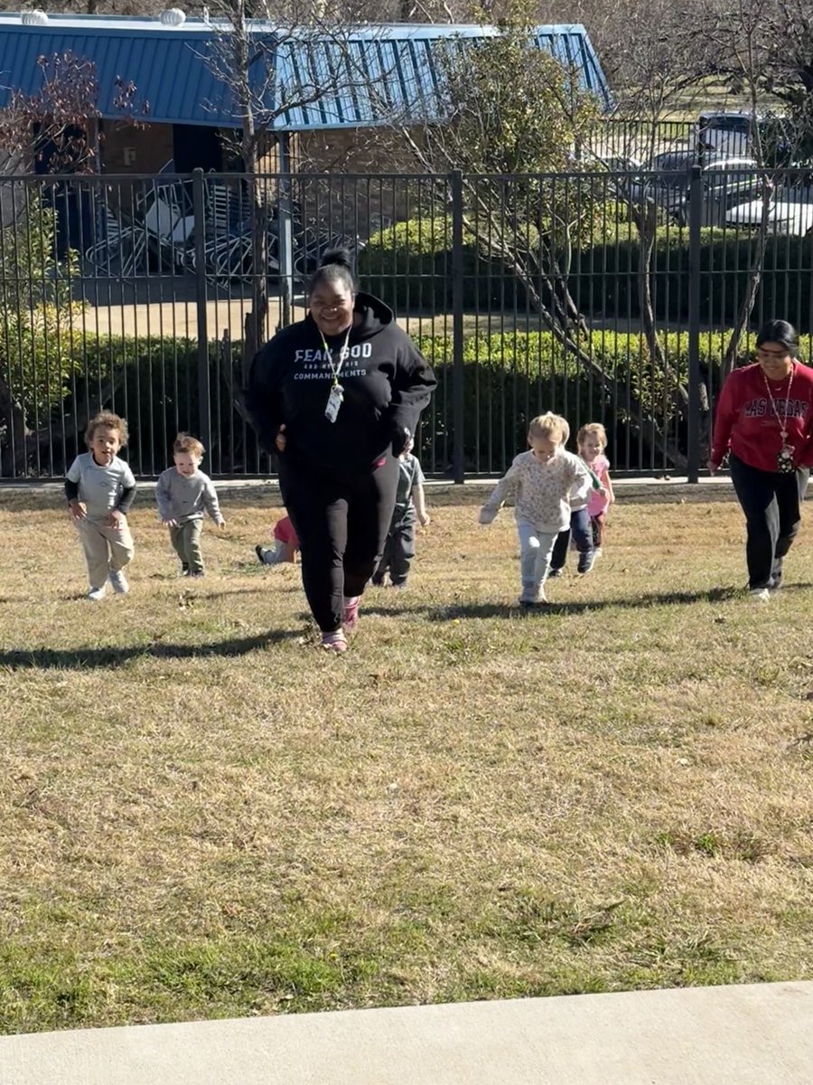 Stephanie Taylor tweet media