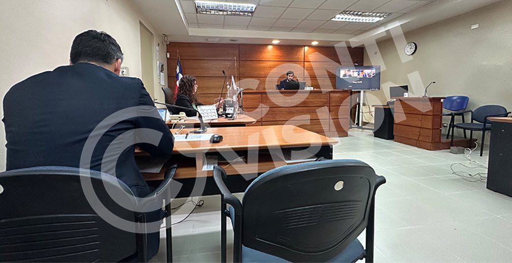 Tras homicidio ocurrido en #Constitución, imputada queda con detención ampliada hasta este viernes, instancia en que la <a href="/FiscaliaMaule/">FISCALÍA DEL MAULE</a> la podría formalizar por Homicidio Simple. 
Detalles aquí m.facebook.com/story.php?stor…