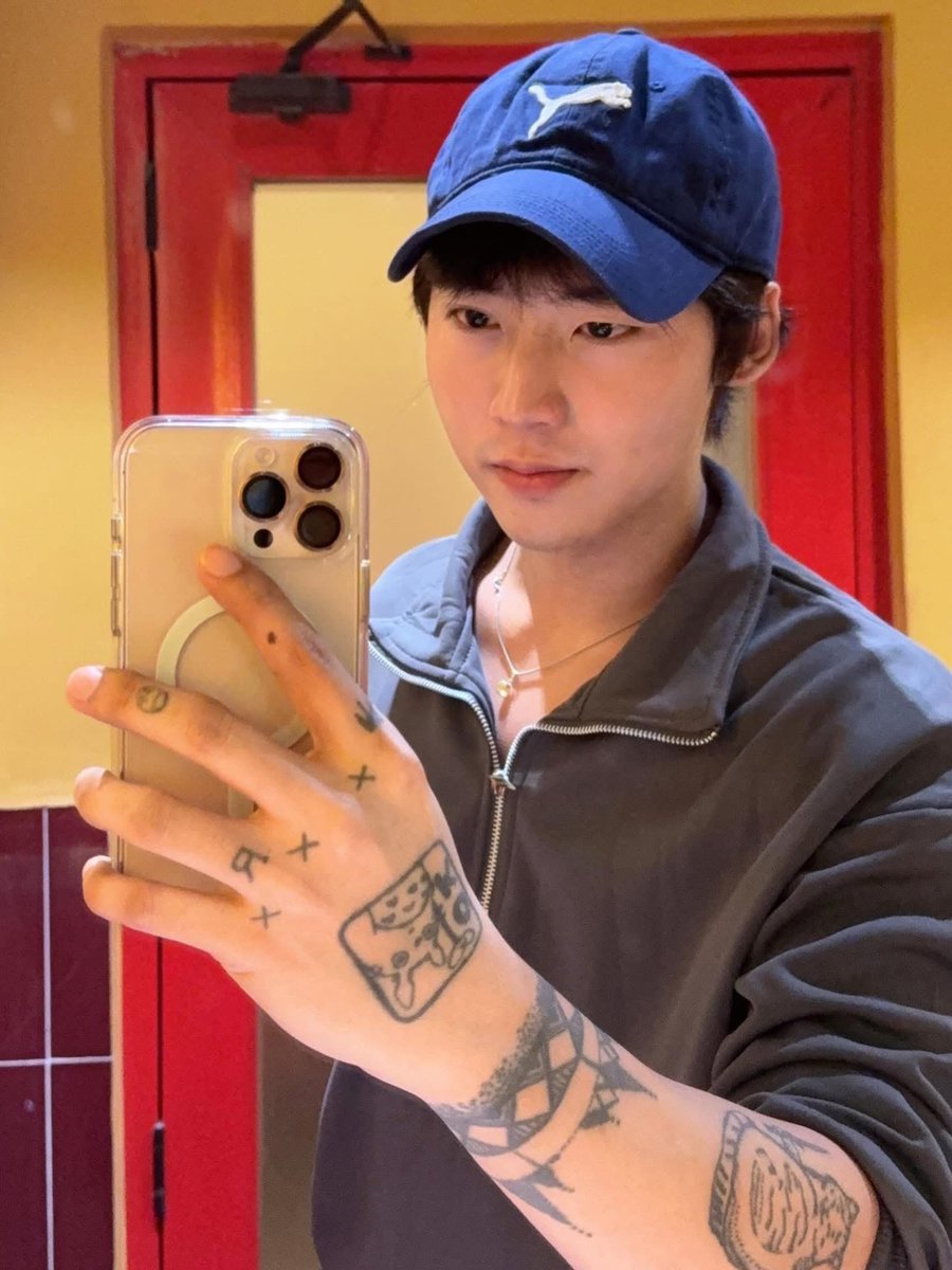 Vinyunn's tweet photo. 😏 https://t.co/6JYDRHJ9GL