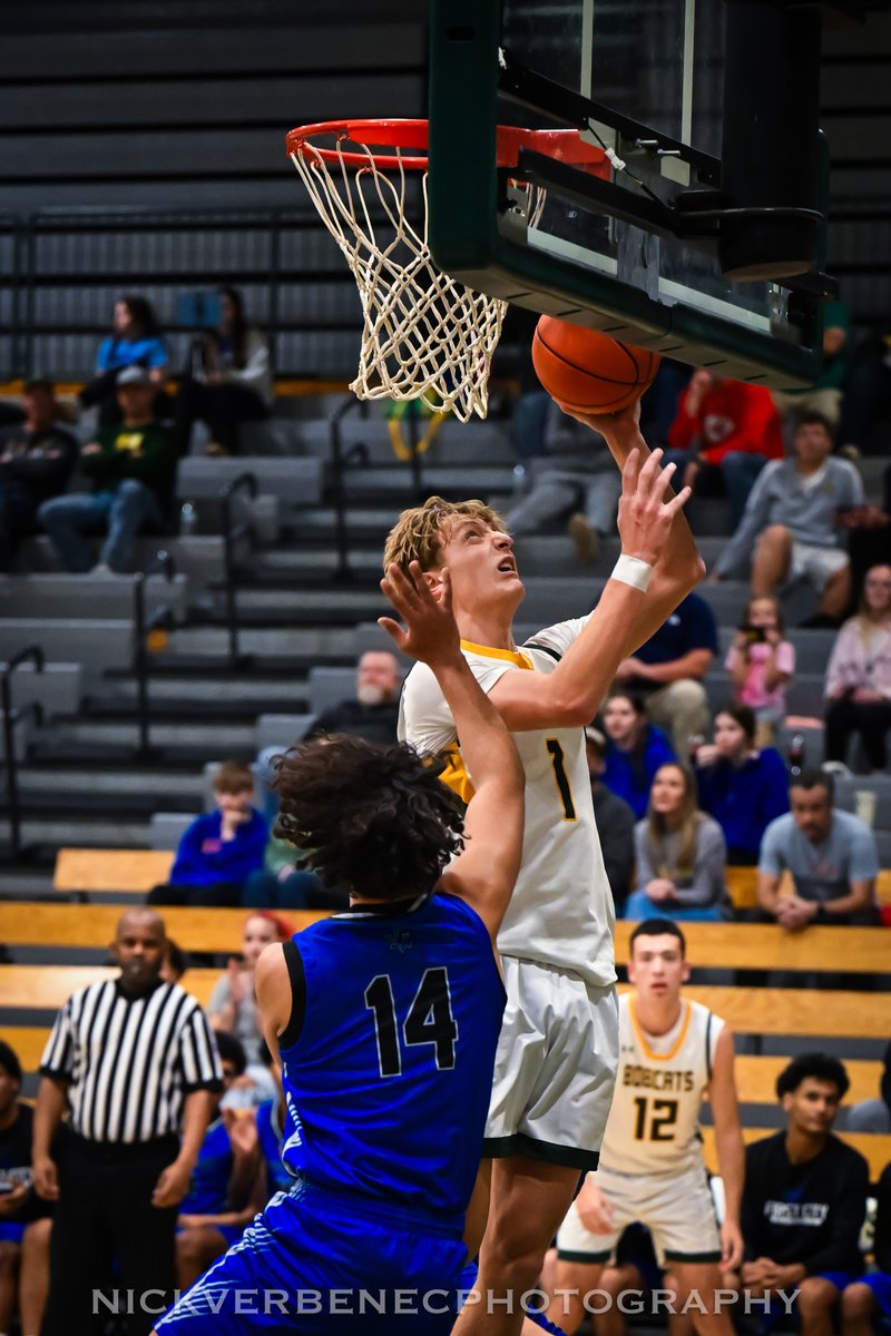 Nick Verbenec tweet media