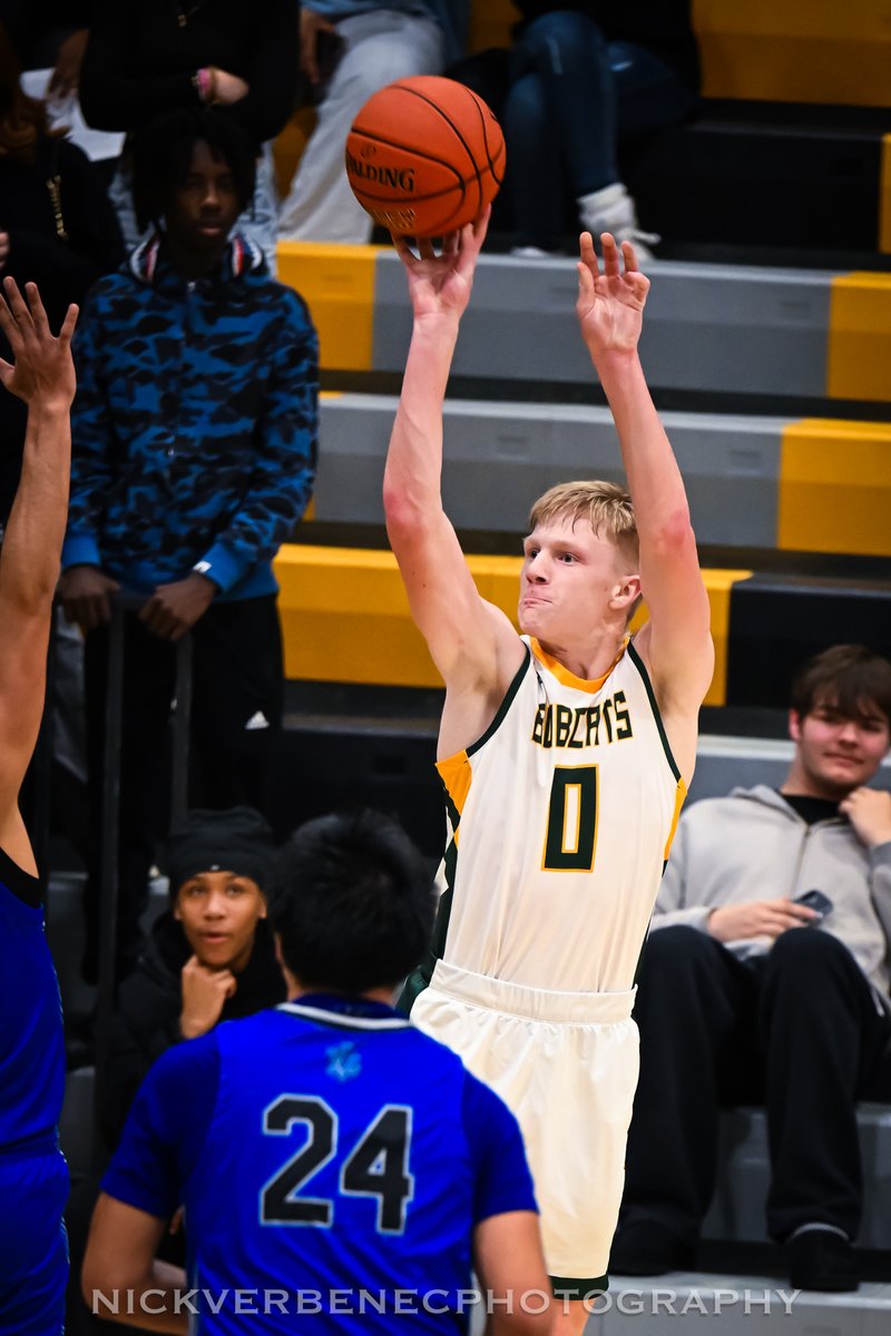 Nick Verbenec tweet media