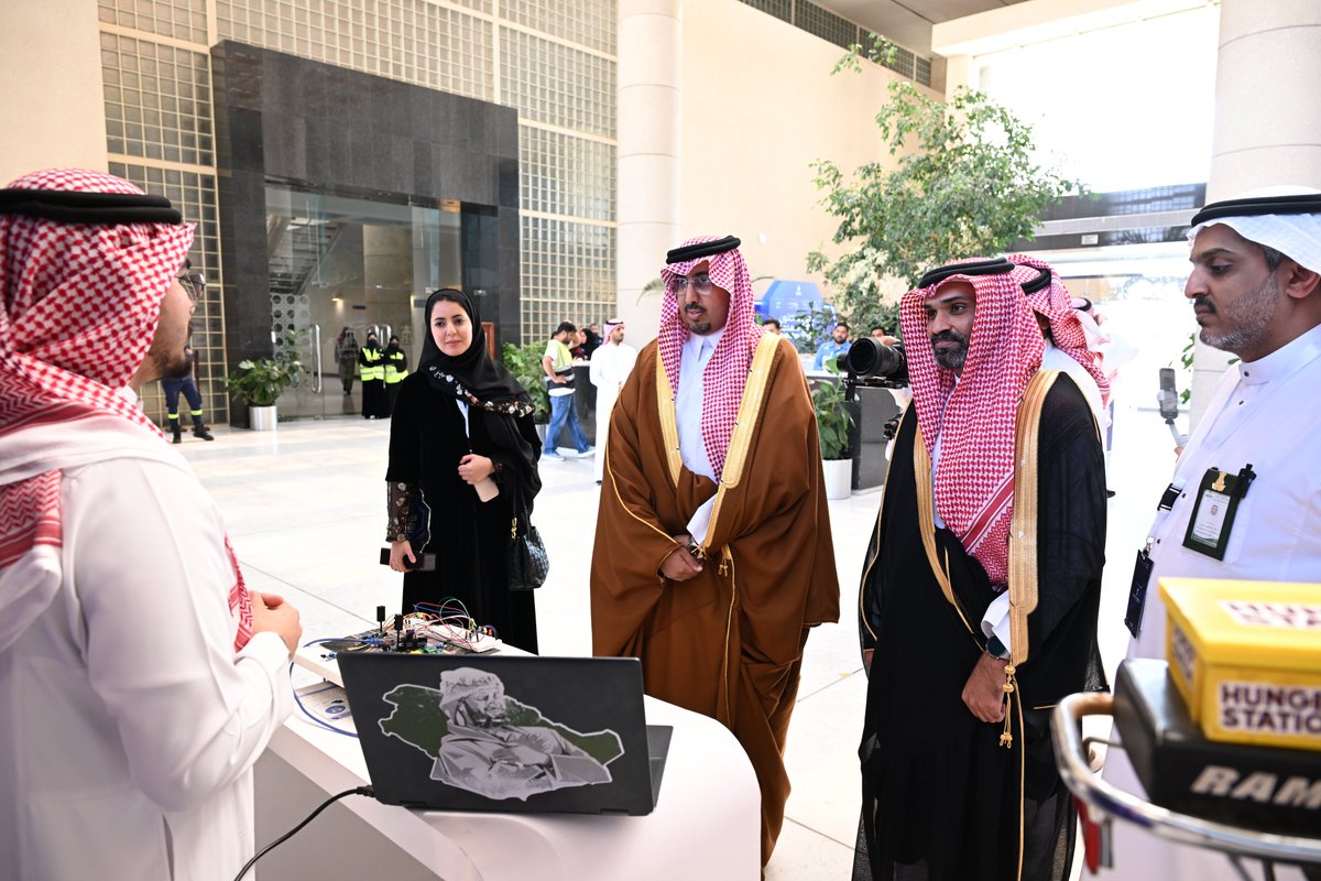 جامعة الملك عبدالعزيز tweet media