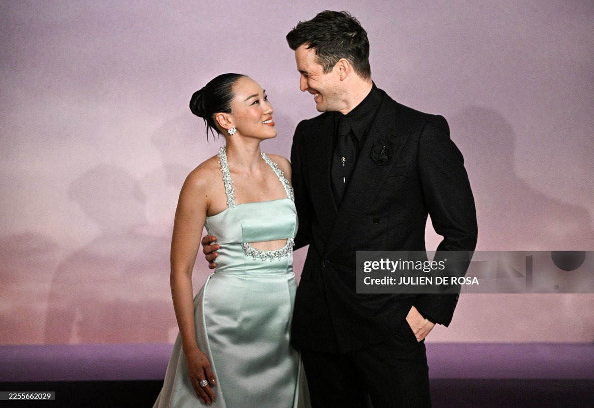 yerinhasource's tweet photo. YERIN HA AND LUKE THOMPSON AT “BRIDGERTON” SEASON FOUR PREMIERE IN PARIS ❤️‍🔥 https://t.co/B1ebMZ5whj