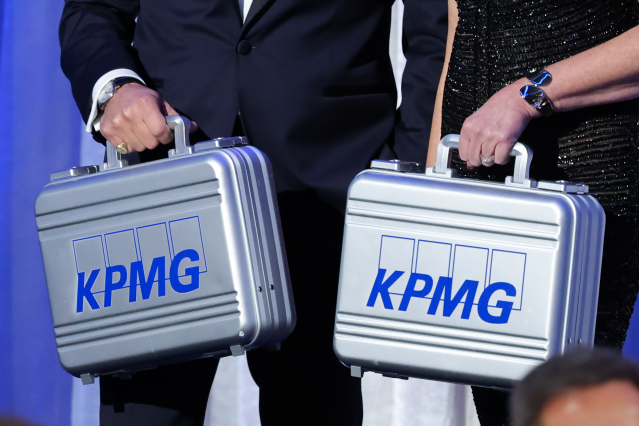 Jennifer Flynn Dear tweet media