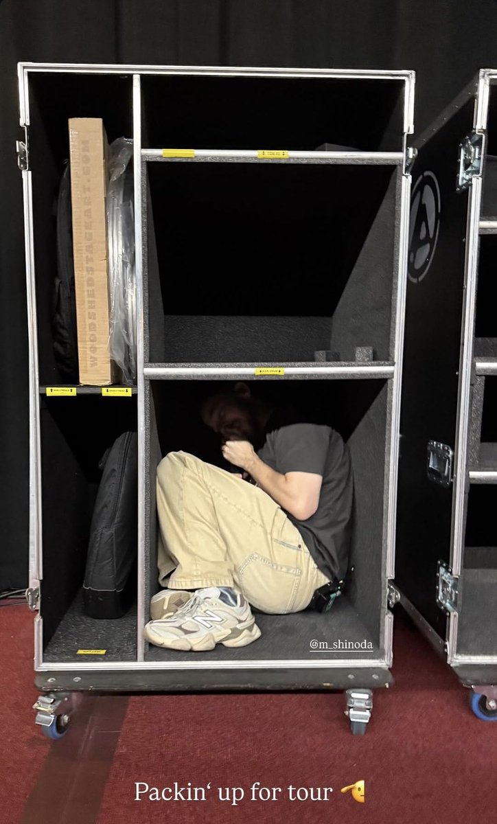 panicatthebee's tweet image. Já voltaram a trabalhar, gostamos assim