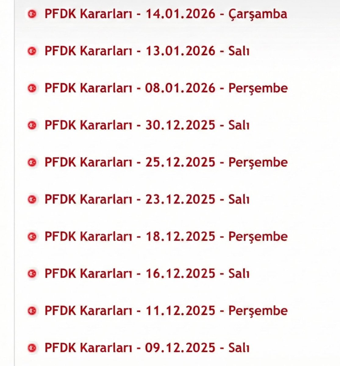 ultrAslan's tweet image. RİVADAKİ TASMALILAR!

Her hafta Salı ve Perşembe günleri karar açıklayan PFDK, ceza vermek zorunda kaldığı Oosterwolde denen ahlaksızın cezasını şuan Beyoğlu Yeni Çarşı ile oynanan kupa maçında çeksin diye dünkü toplantıda vermediği cezayı Perşembe yerine bugün "OLAĞANÜSTÜ"…