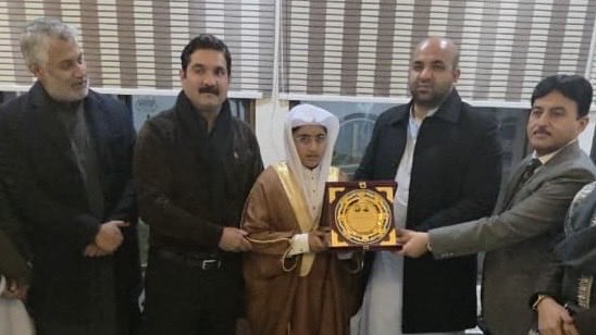 🌹شکریہ وزیراعلی پنجاب مریم نواز صاحبہ🌹شکریہ وزیرتعلیم رانا سکندر صاحب🌹
وزیر تعلیم رانا سکندر حیات  نے گوجرانوالہ سے تعلق رکھنے والے  قاری عبداللہ سلمان کو قطر میں منعقدہ بین الاقوامی مقابلے کا فائنل جیتنے پر خراجِ تحسین پیش کرتے ہوئے اعزازی شیلڈ سے نوازا ۔ 
<a href="/MaryamNSharif/">Maryam Nawaz Sharif</a>