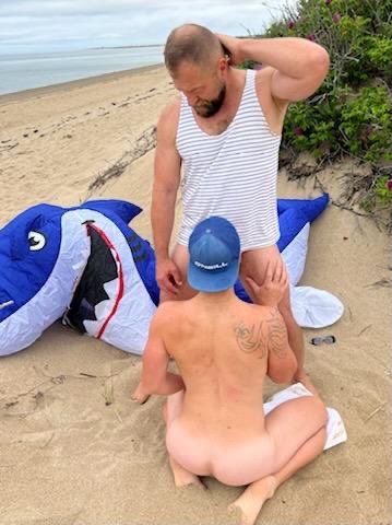 Roseymuscleboy tweet media