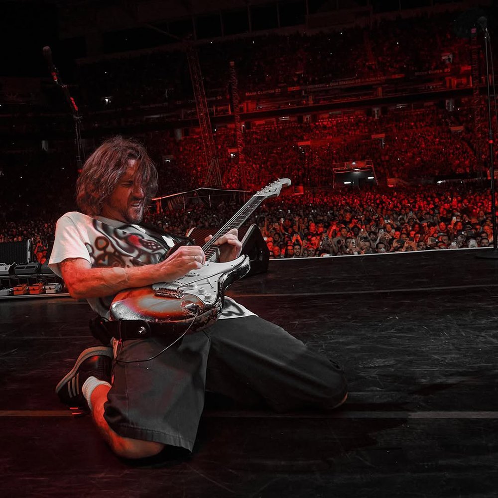 RedHotChiliPeppers Fansite tweet media