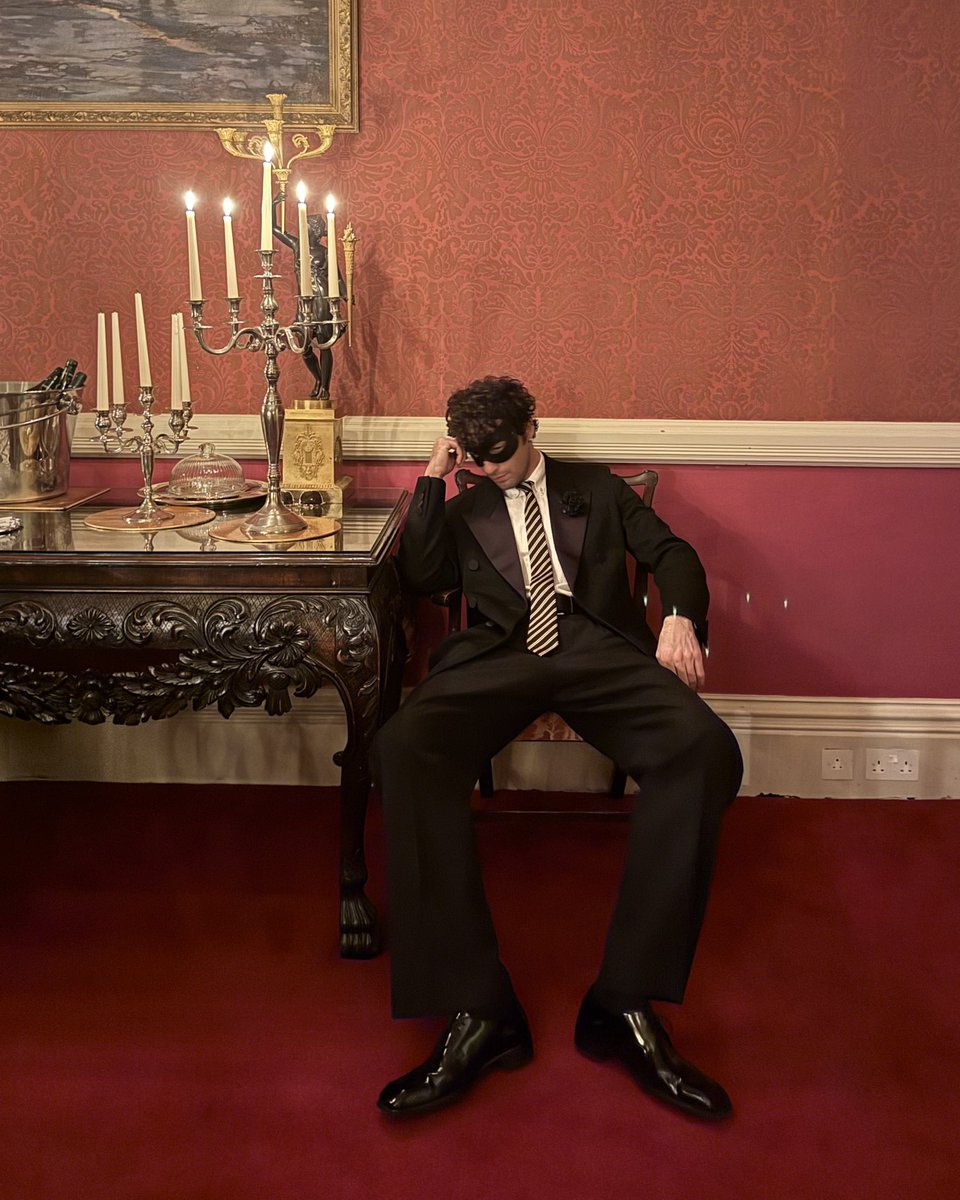 alexanderdroth's tweet image. Mask for mask